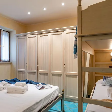 Italian Experience-suite La Torre Apartment