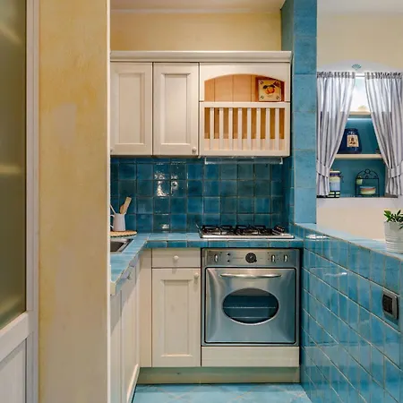 Italian Experience-suite La Torre * Numana