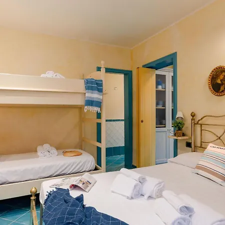 Italian Experience-suite La Torre 公寓 努马纳
