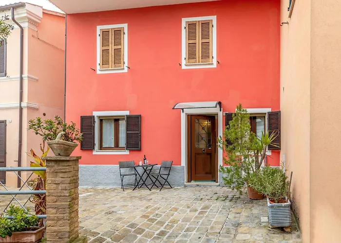 Italian Experience-suite La Torre Numana